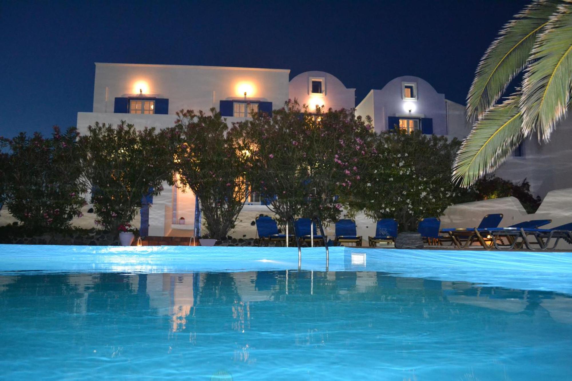 Melina Hotel Firá Buitenkant foto