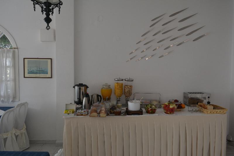 Melina Hotel Firá Buitenkant foto